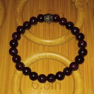Deep Garnet Beaded Stretch Bracelet with Accent Bead